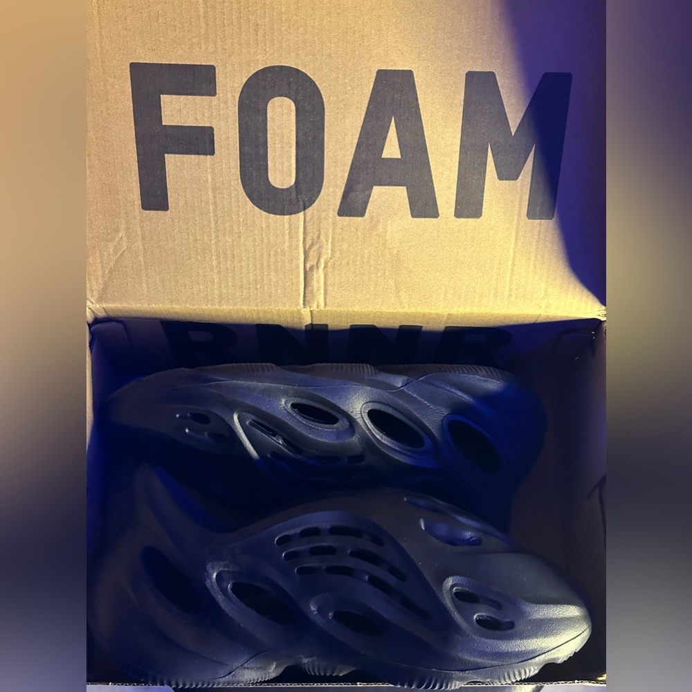 Yeezy foam runner onyx